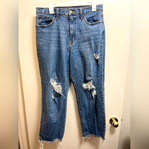 Universal Thread 14R Vintage Straight jeans in excellent Distressed Blue Jeans